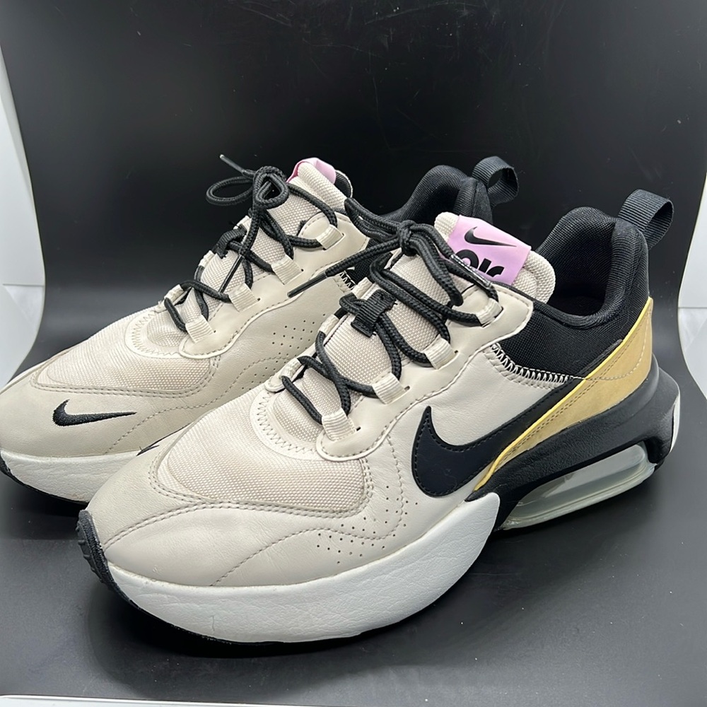 NIKE W AIR MAX VERONA Shoes LT OREWOOD BRN/BLACK Sz 9 US
